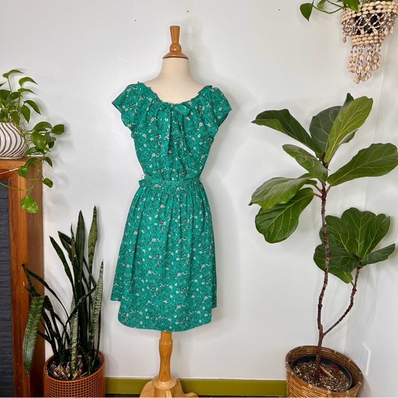 LC Lauren Conrad Green Floral spring Dress - Picture 5 of 8